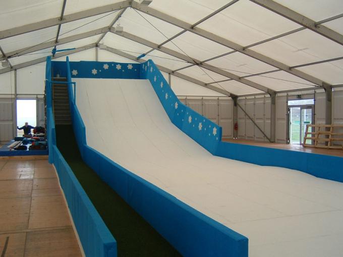 White Artificial Ski Slope Synthetic Grass22 mm