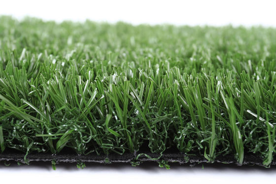 China 25mm Antibacterial Yarn Synthetic Turf For Pets No Harmful For Dogs 11000 Density supplier